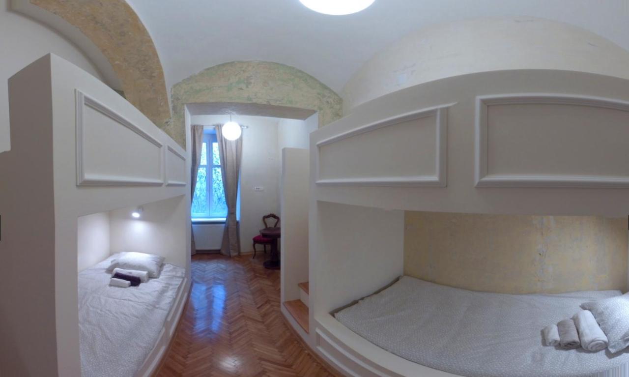 הוסטל Zagreb Speeka מראה חיצוני תמונה